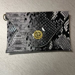 Snake skin wallet
